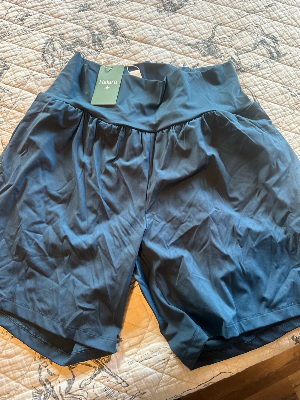 HALARA Navy High-Waist Athletic Skort Shorts